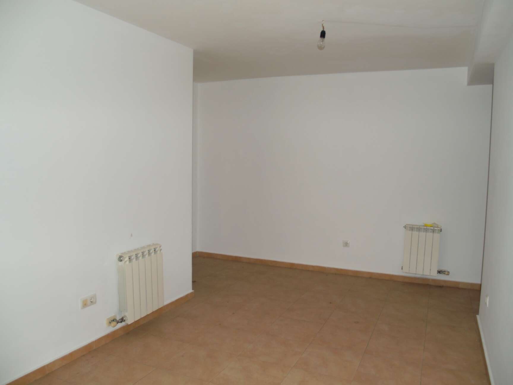 Oferta banco, piso a la venta con plaza de aparcamiento la Jonquera