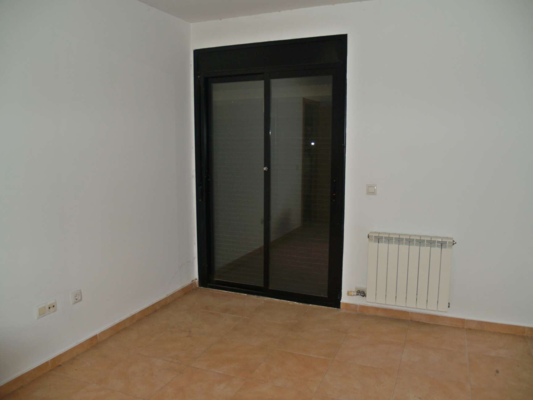 Oferta banco, piso a la venta con plaza de aparcamiento la Jonquera