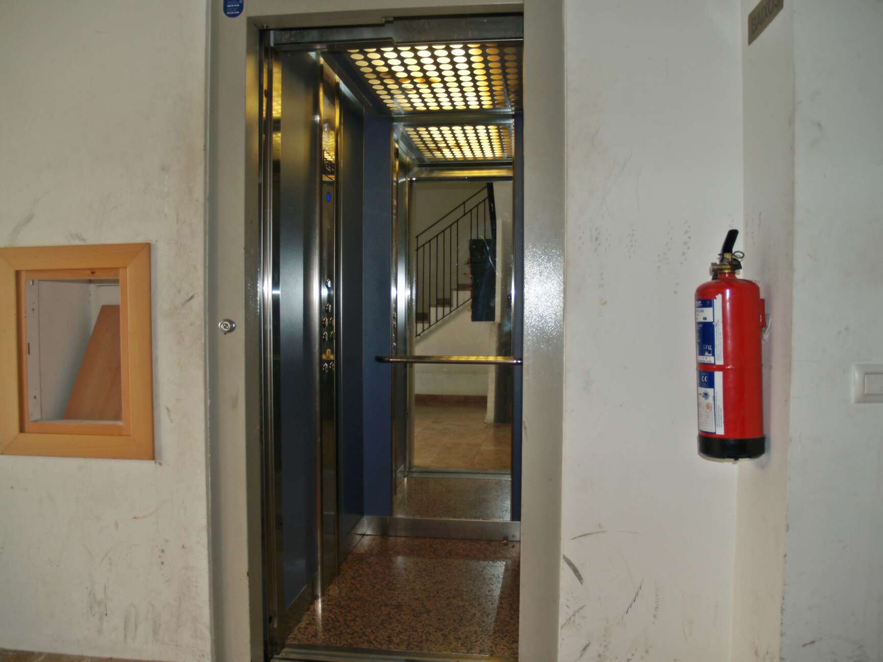 Oferta banco, piso a la venta con plaza de aparcamiento la Jonquera