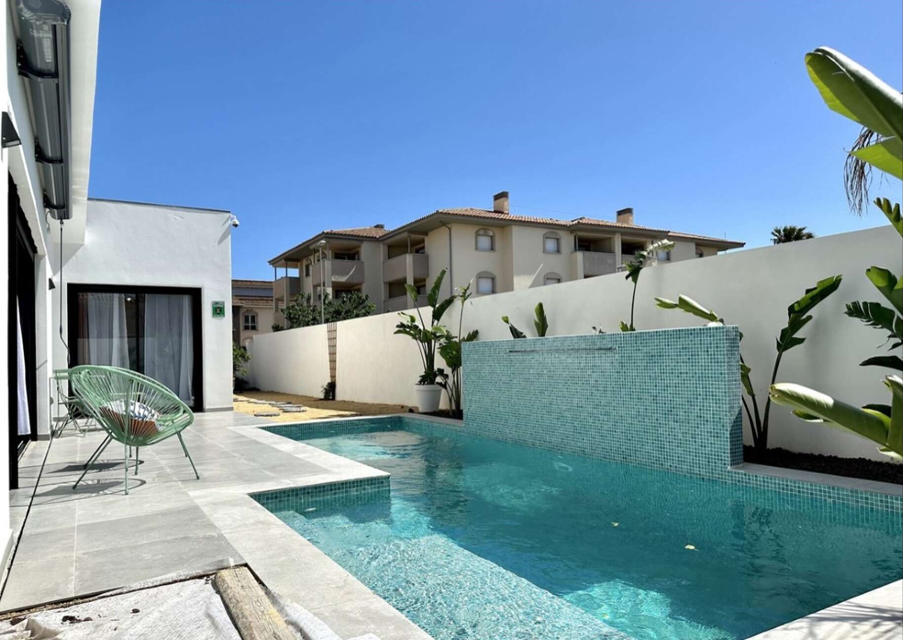 Spectacular new modern style house for sale in Empuriabrava