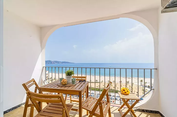 apartment-with-views-for-sale-in-empuriabrava-982