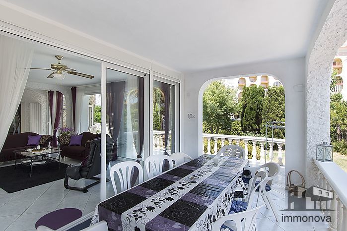 Maison dans le centre à 100 mètres de la plage à vendre Empuriabrava